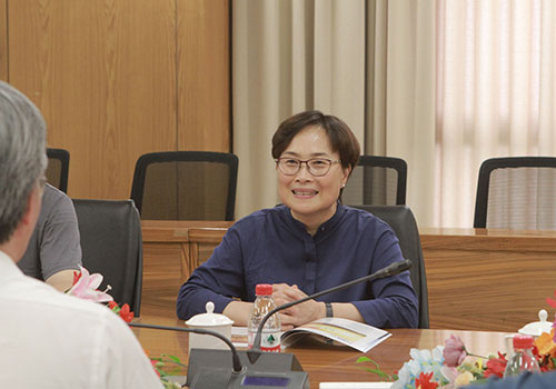 中国矿业大学党委书记刘波一行到上海摩斯国际集团走访交流(图3)