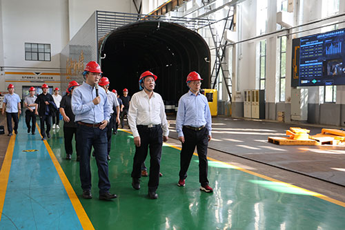 中国工程院院士谢和平一行莅临摩斯国际集团考察指导(图3) 中国工程院院士谢和平一行莅临摩斯国际集团考察指导(图3)